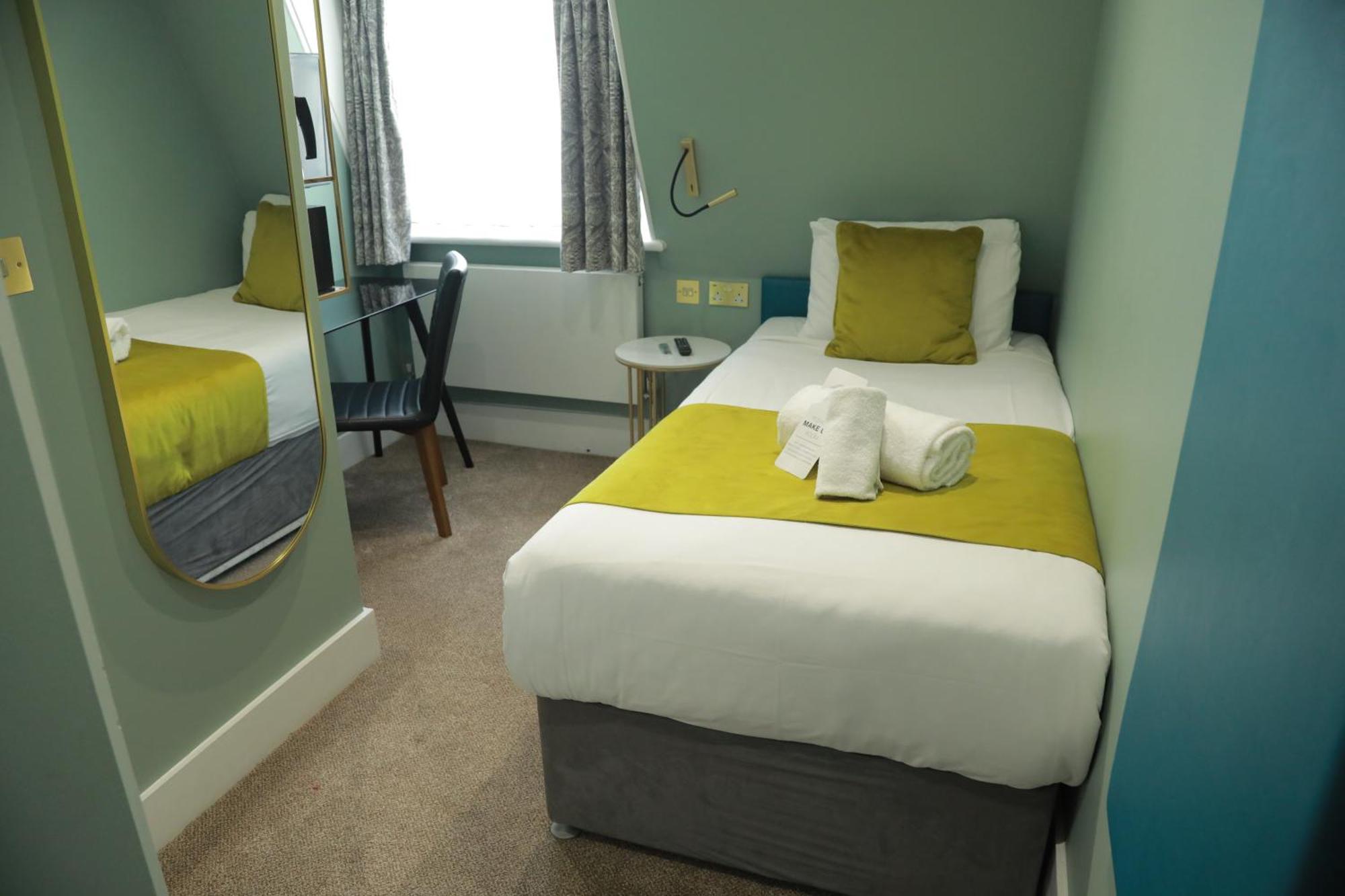 Single Room,1669817386:JPEG