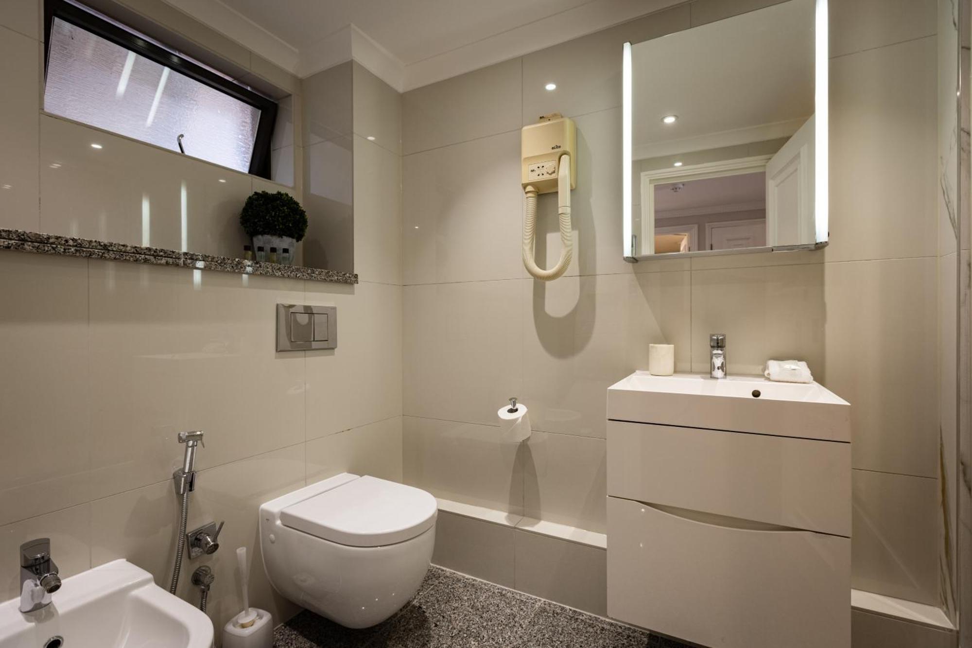 One-Bedroom Apartment,1765322846:JPEG