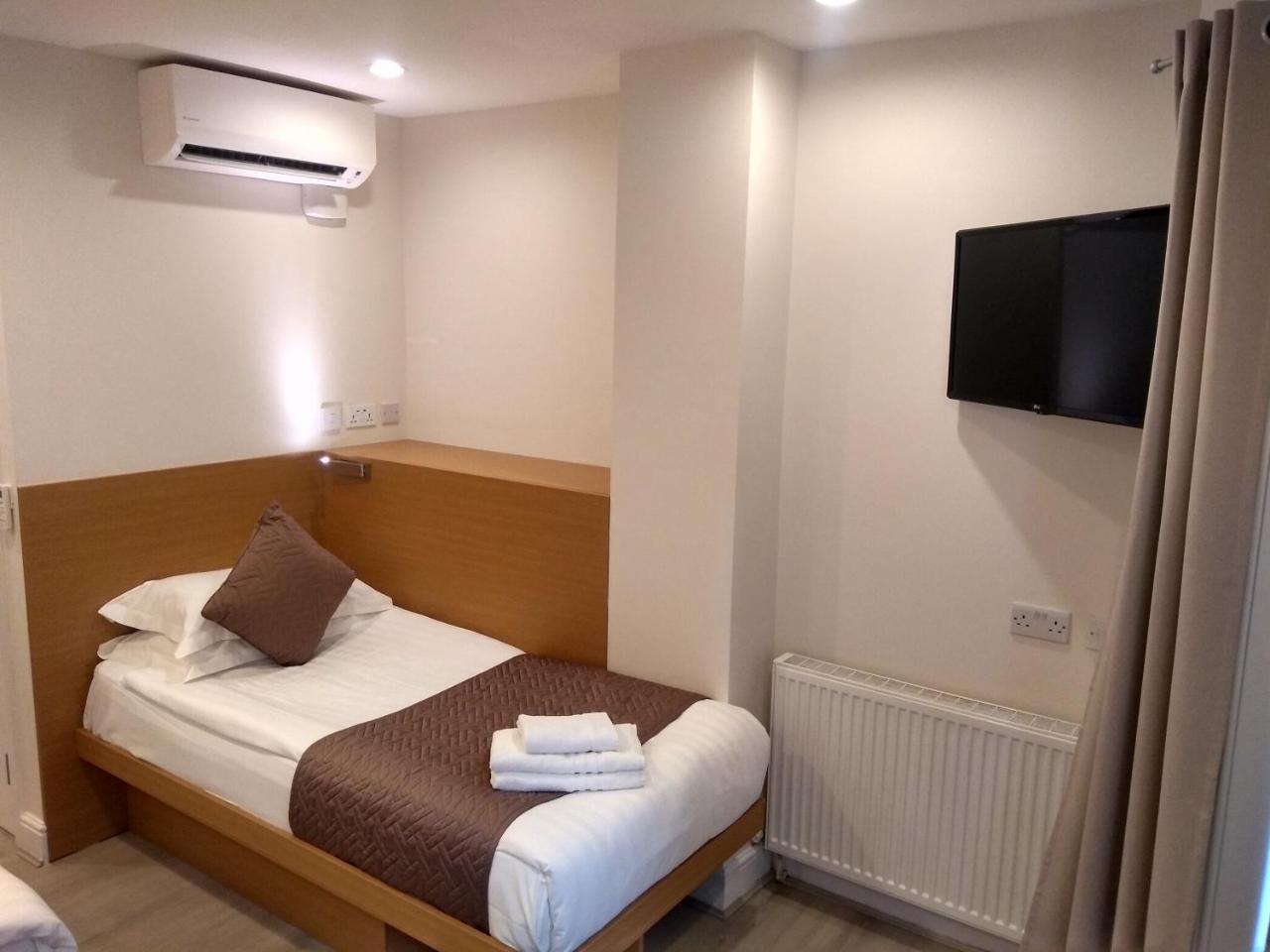 Triple Room,1658758344:JPEG